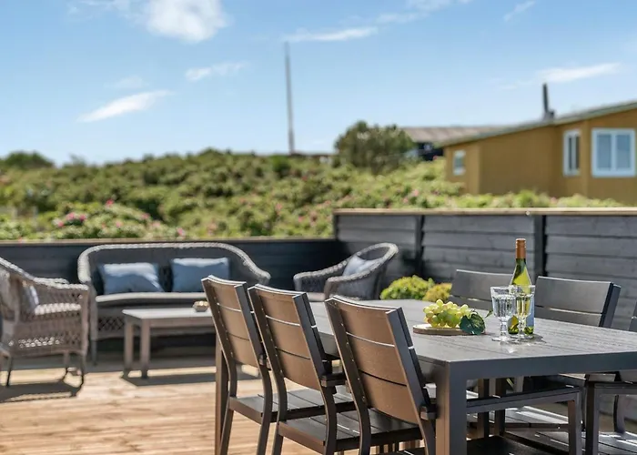 Ortwin - 300m From The Sea By Interhome