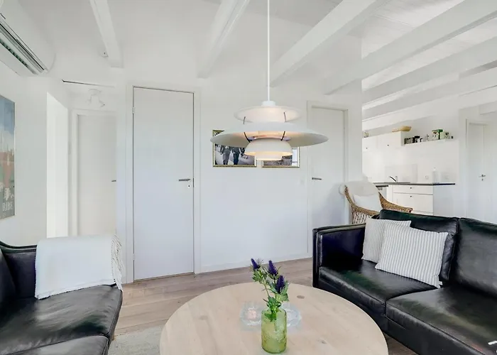 Ortwin - 300m From The Sea By Interhome * Lakolk